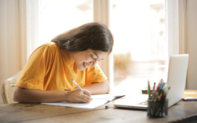 Répétition espacée des flashcards en contexte : La meilleure méthode pour retenir le vocabulaire d’anglais